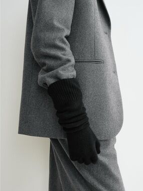 Toteme Long Knit Gloves